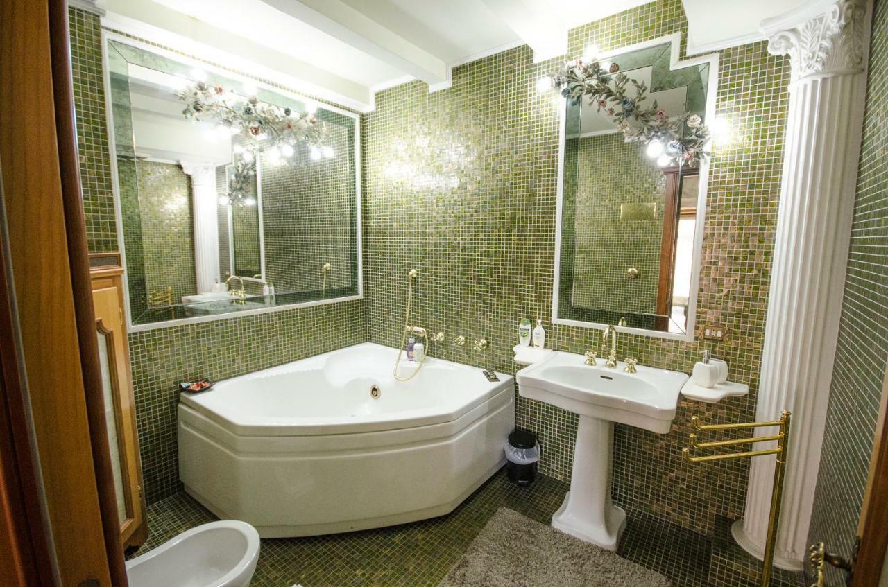 Chic House Appartement Bologna Buitenkant foto